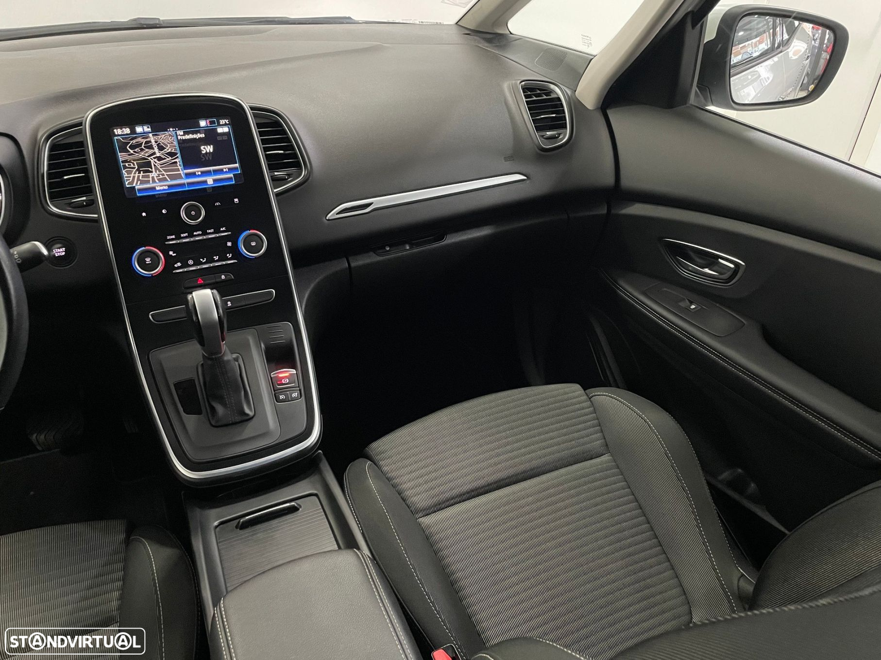 Renault Grand Scénic dCi 110 EDC Dynamique - 26