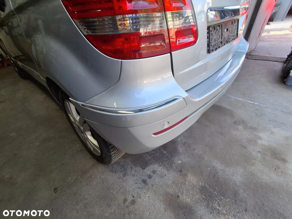 SPRZEDAM MERCEDES B-KLASA W245 TYLNI ZDERZAK NA PDC W KOLOR 761 DO MONTAŻU KOMPLETNY - 12