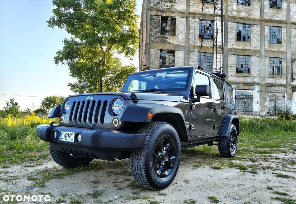 Jeep Wrangler - 2