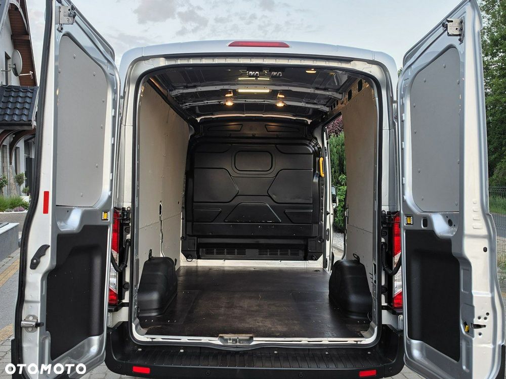 Ford Transit - 6