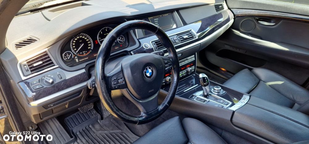 BMW 5GT 530d - 17