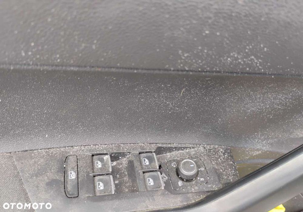 Volkswagen Taigo - 12
