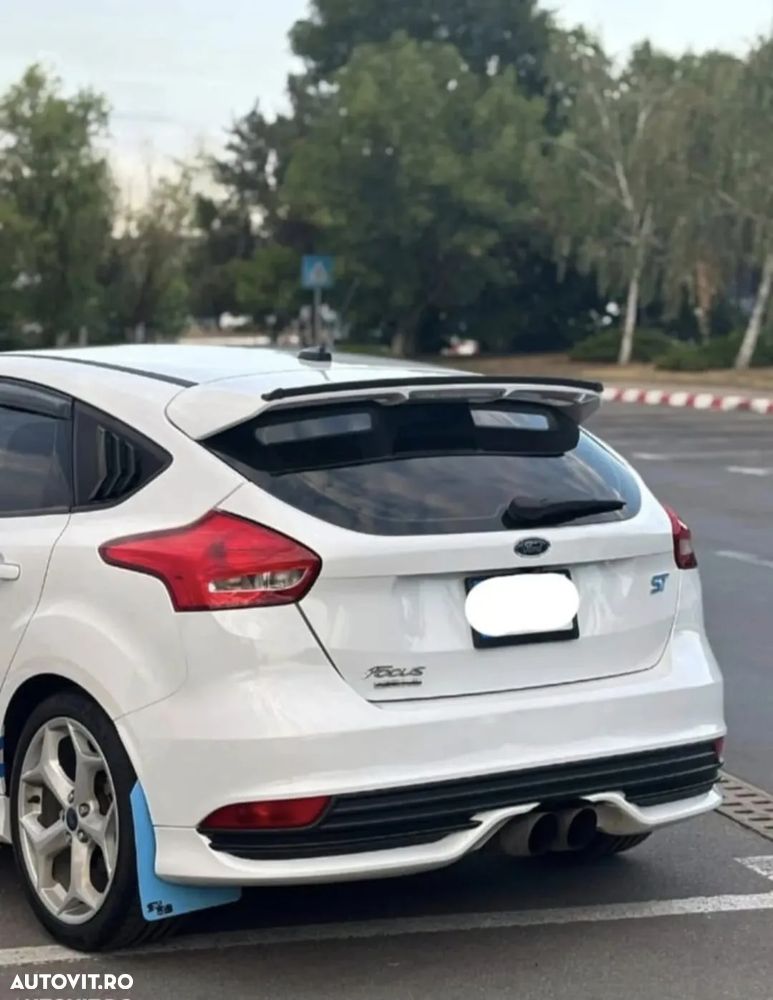Ford Focus 2.0 Ecoboost ST - 5