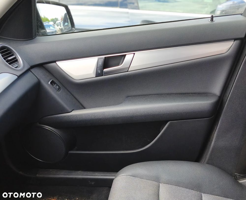 MERCEDES C-KLASA W204 12r KOMBI FOTELE KANAPA KOMPLET BOCZKI - 4