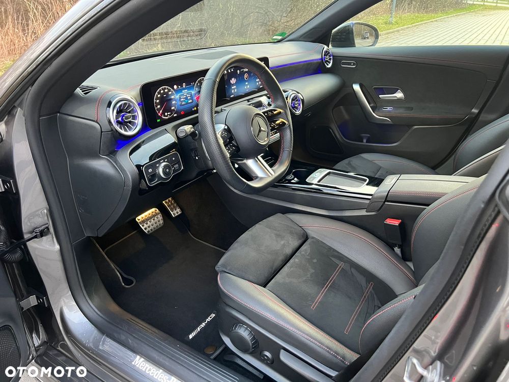 Mercedes-Benz CLA - 15