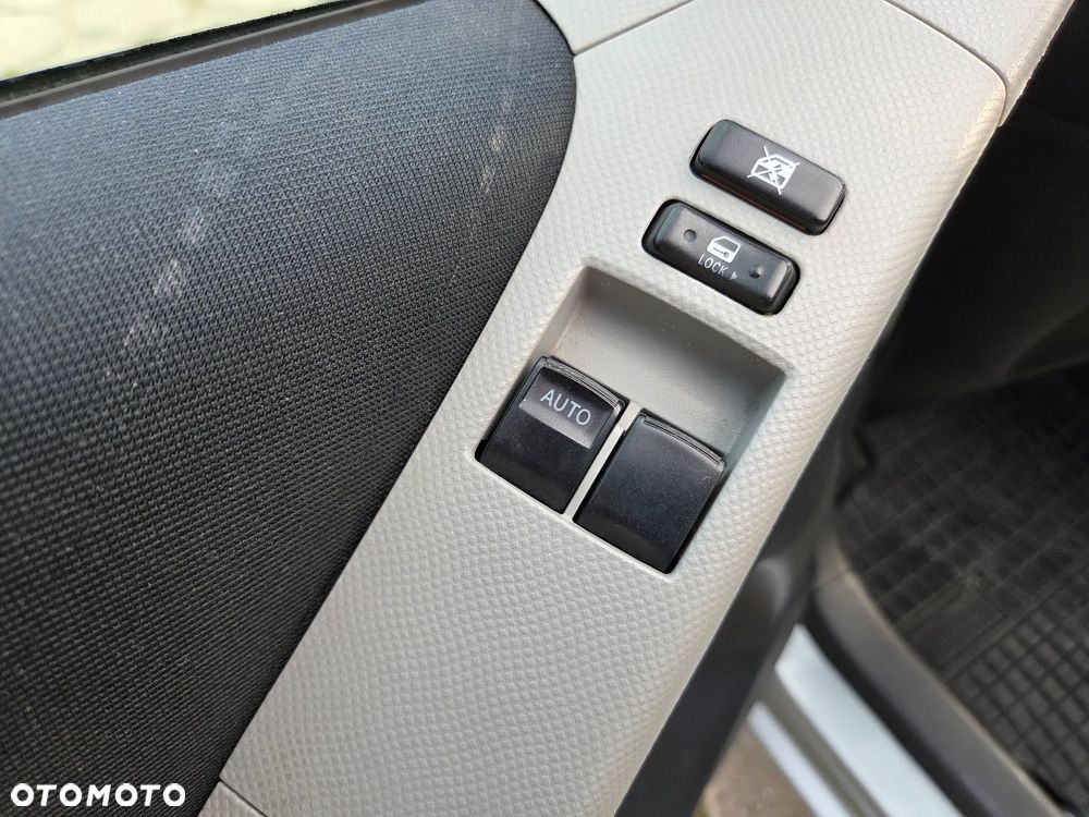 Toyota Yaris - 15