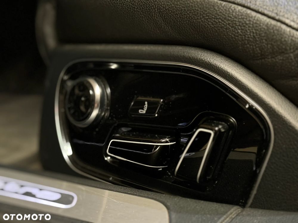 Audi A8 - 15