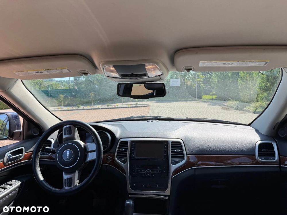 Jeep Grand Cherokee 3.0 CRD Laredo - 13