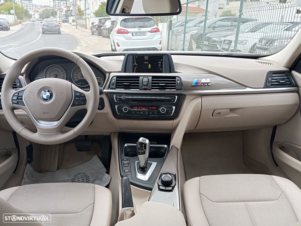 BMW 320 i Auto Line Modern - 14