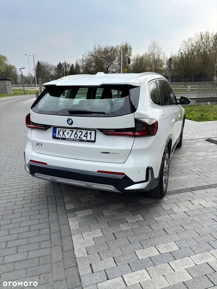 BMW X1 xDrive23d mHEV sport - 11
