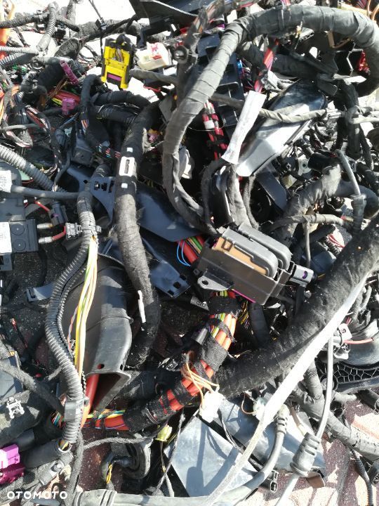 INSTALACJA WIĄZKA ELEKTRYCZNA AUDI A6 C8 - 8