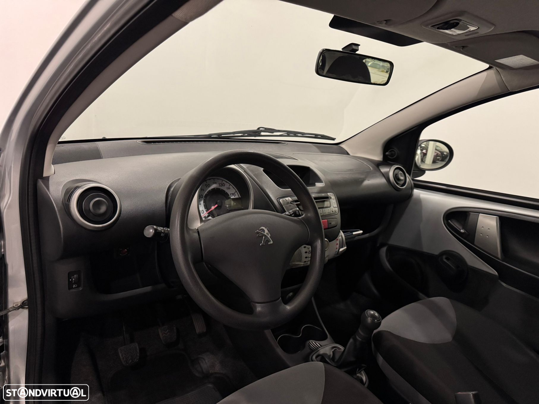 Peugeot 107 1.0 Urban - 6