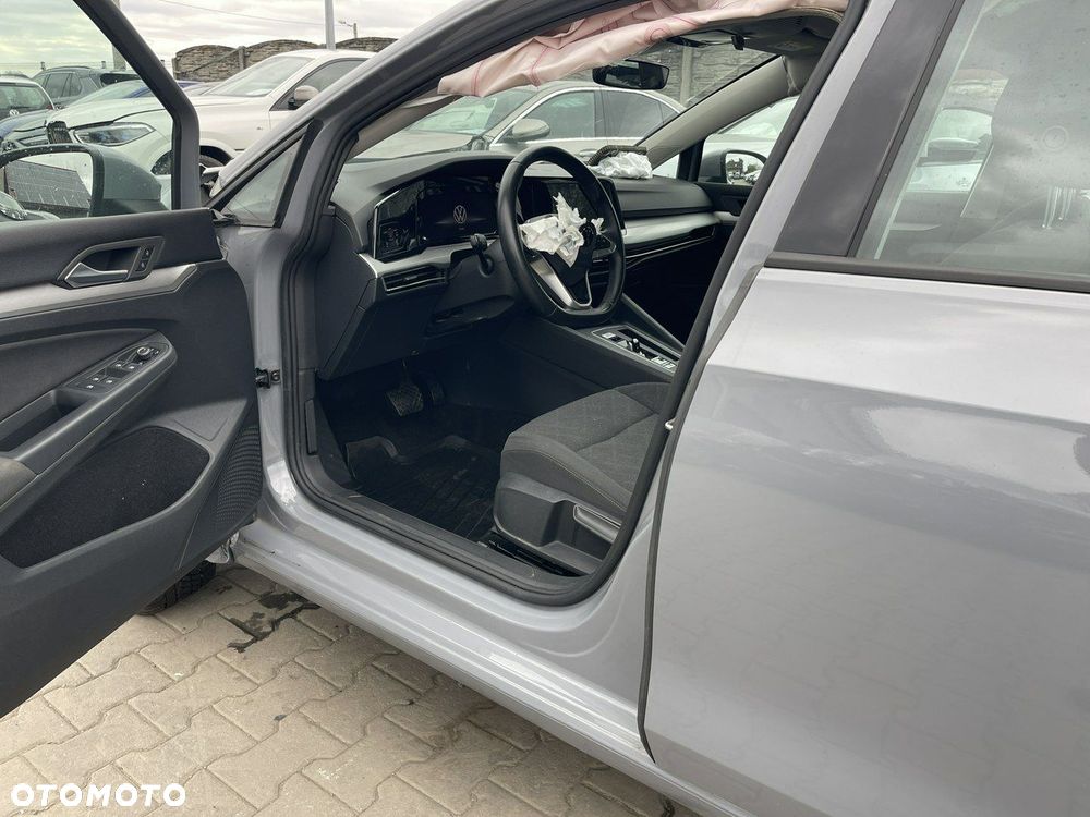 Volkswagen Golf 1.5 eTSI OPF DSG Life - 7