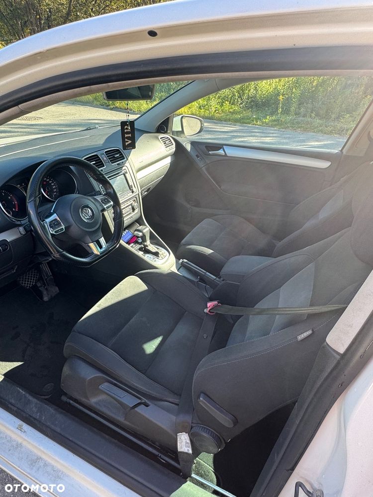 Volkswagen Golf - 6