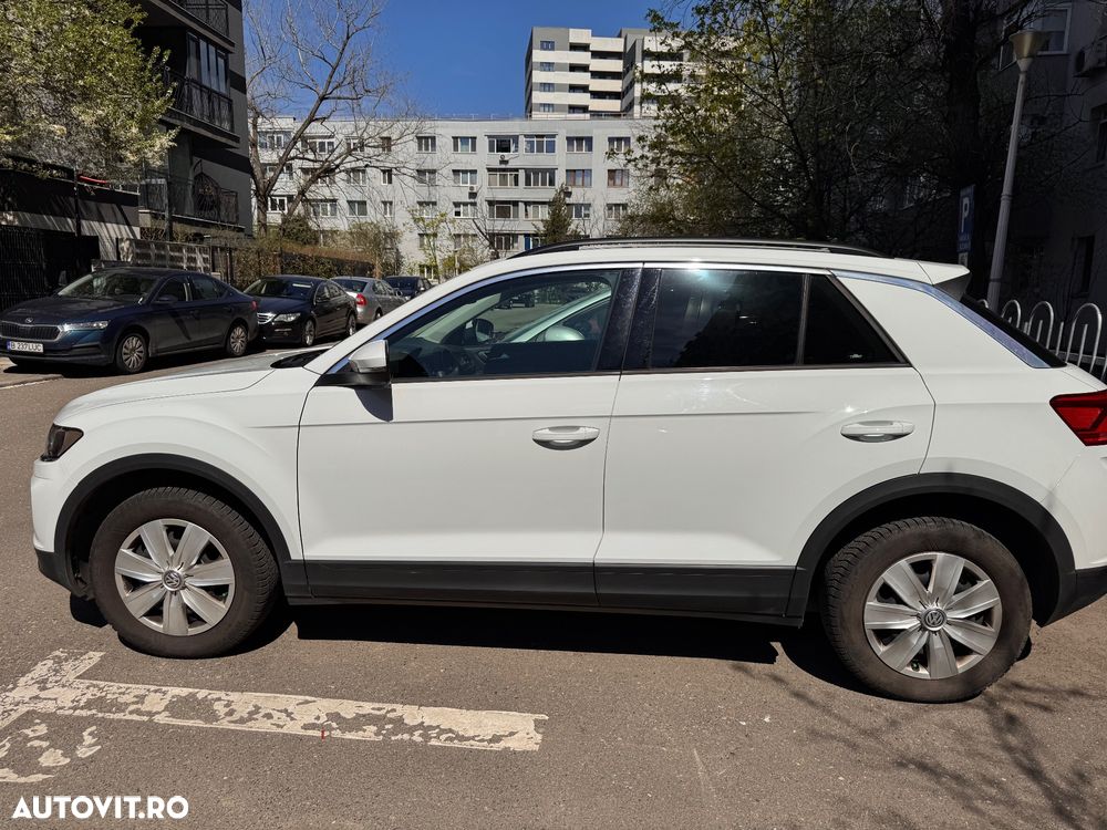 Volkswagen T-Roc 1.0 TSI Base - 2