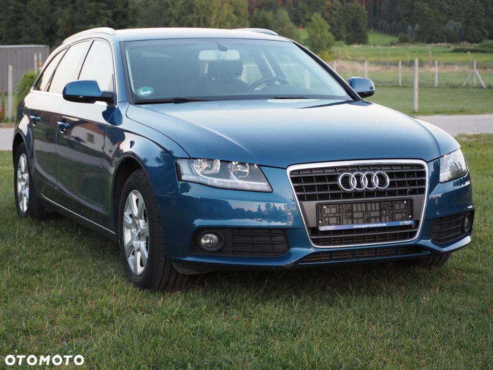 Audi A4 Avant 2.0 TDI DPF Ambiente - 1