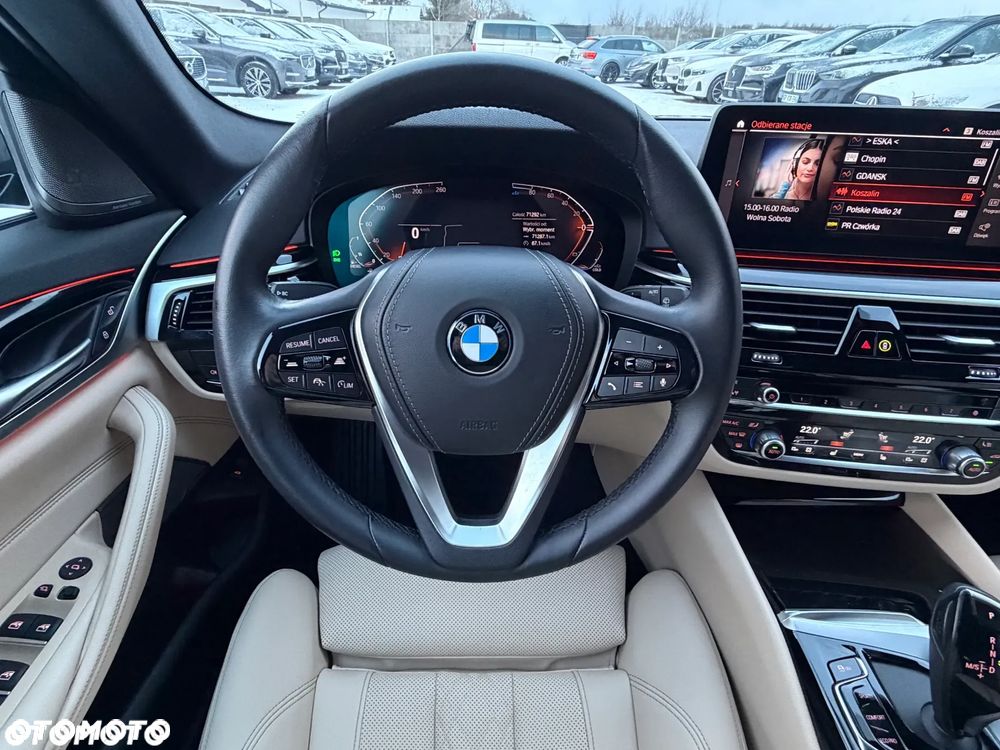 BMW Seria 5 520d Luxury Line - 36
