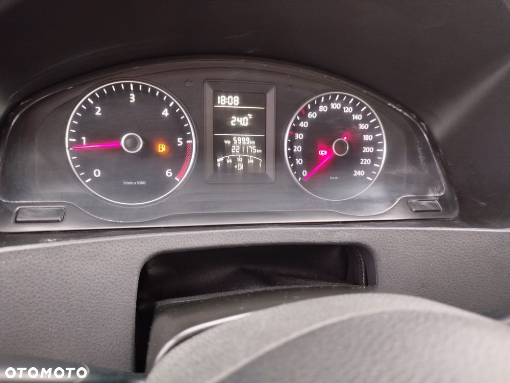 Volkswagen T5 - 11