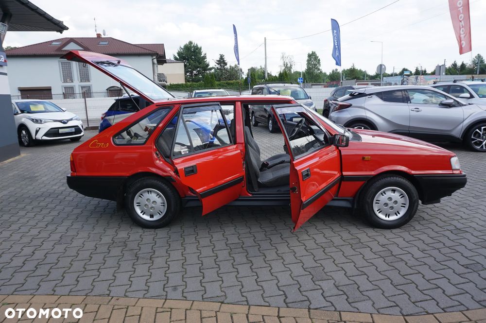 Polonez Caro - 16