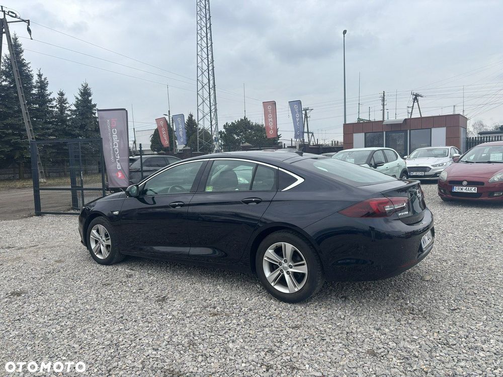 Opel Insignia - 8