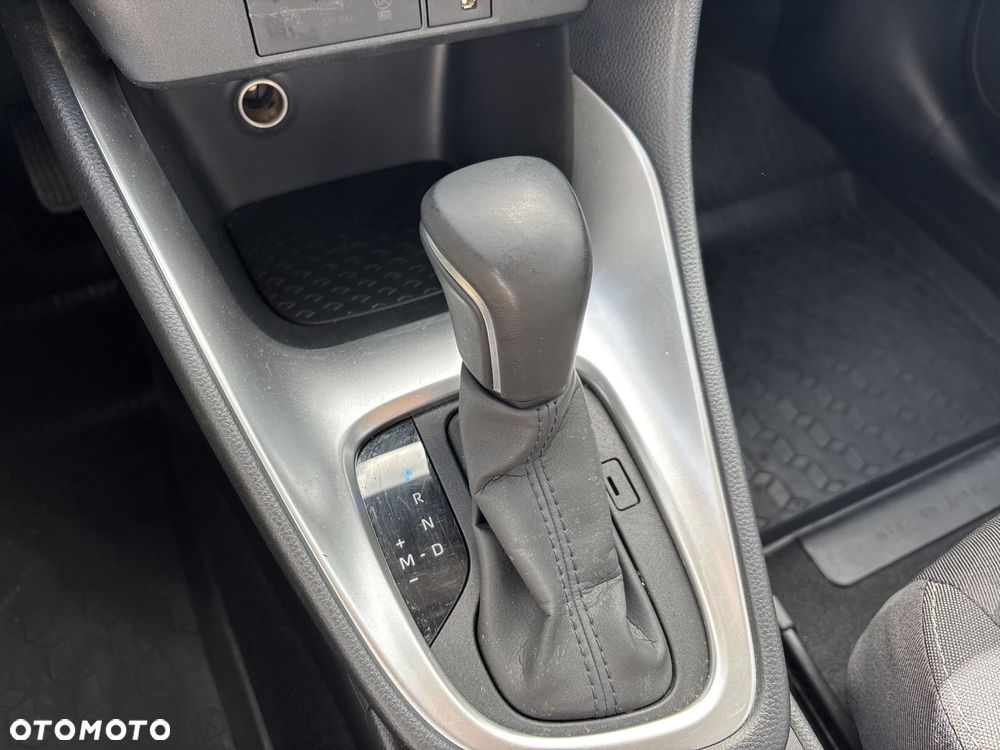 Toyota Yaris 1.5 Comfort CVT - 17
