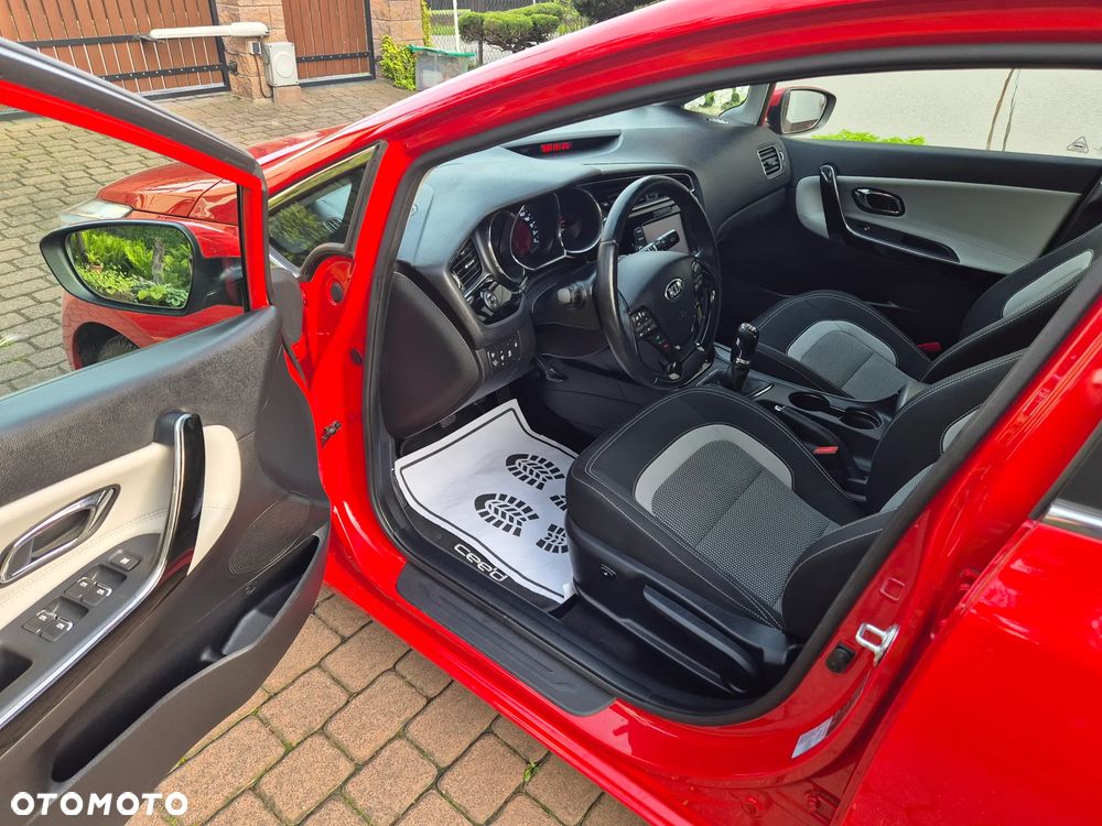 Kia Ceed 1.4 CVVT Edition 7 - 9