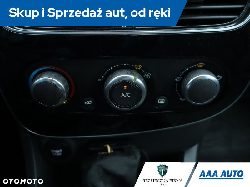 Renault Clio - 15