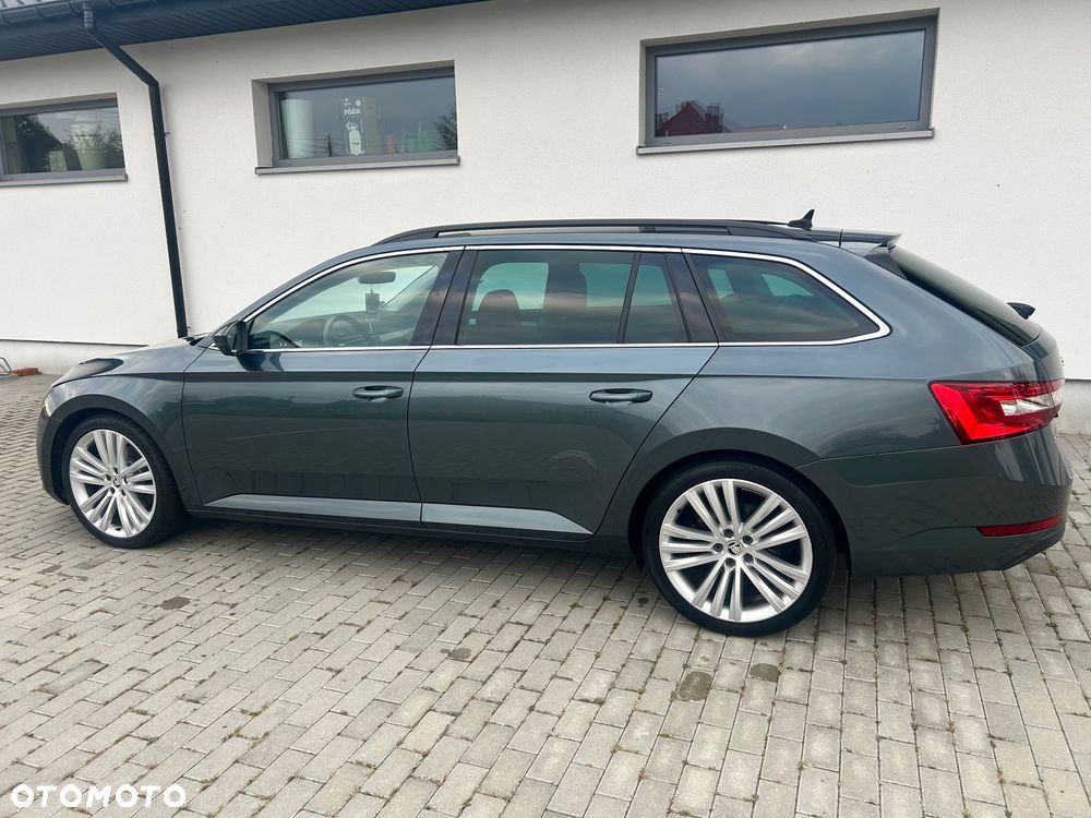 Skoda Superb 2.0 TDI DSG Ambition - 5