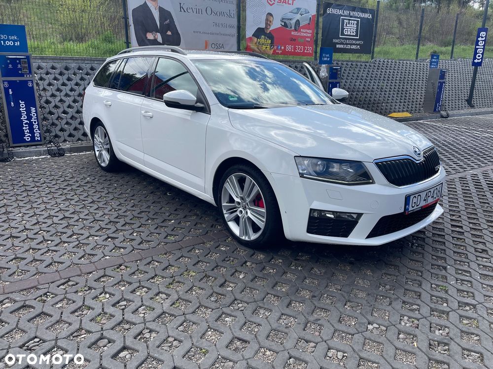 Skoda Octavia 2.0 TDI DSG RS - 17