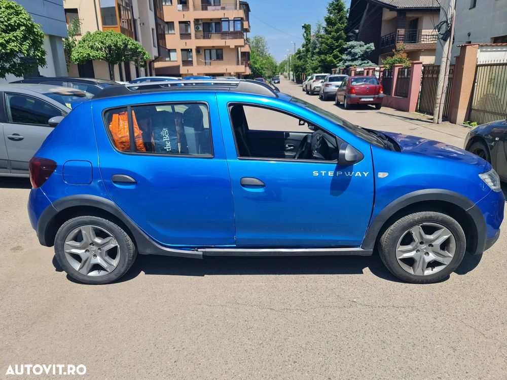 Dacia Sandero 0.9 TCe Laureate - 8