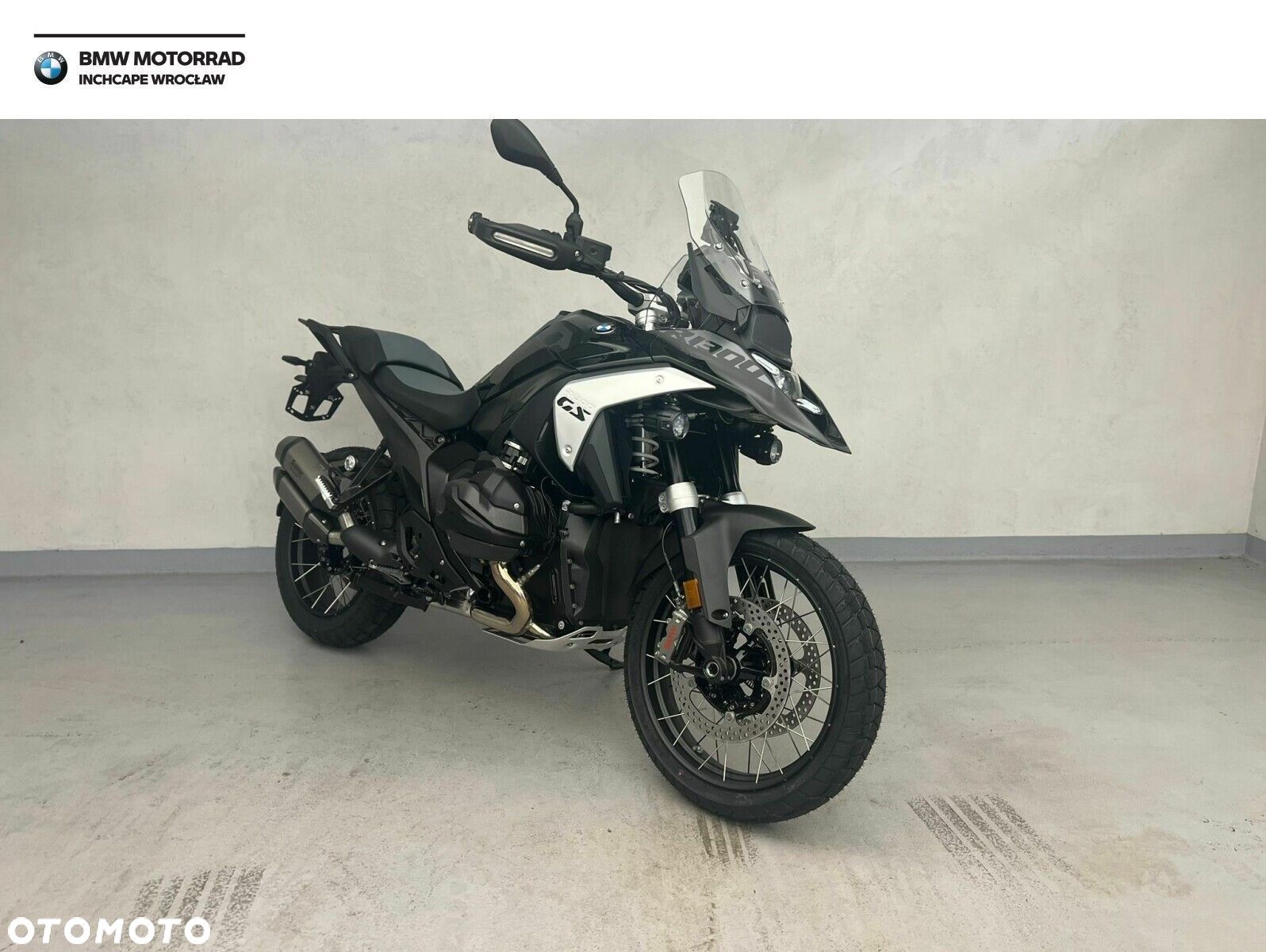 BMW R - 1