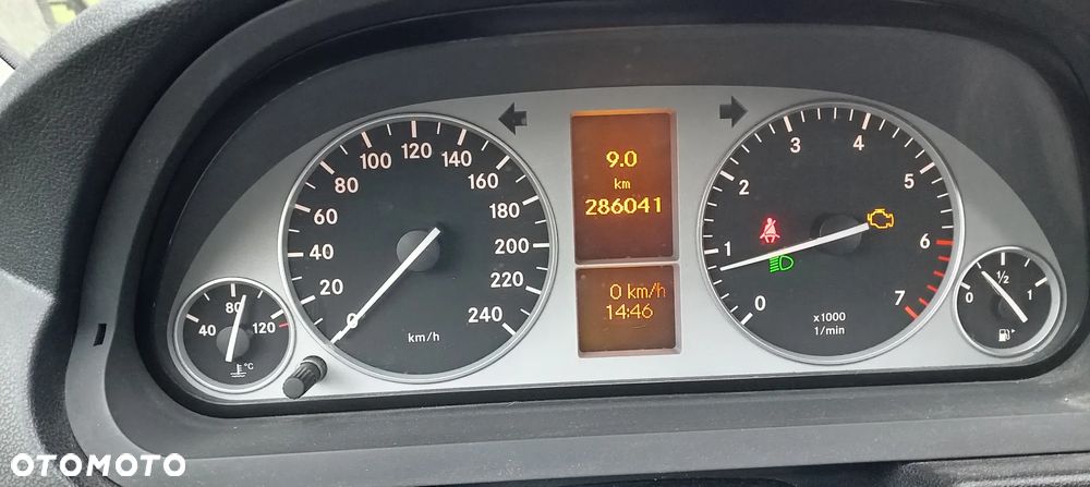 Mercedes-Benz Klasa B 200 SPORT EDITION - 9