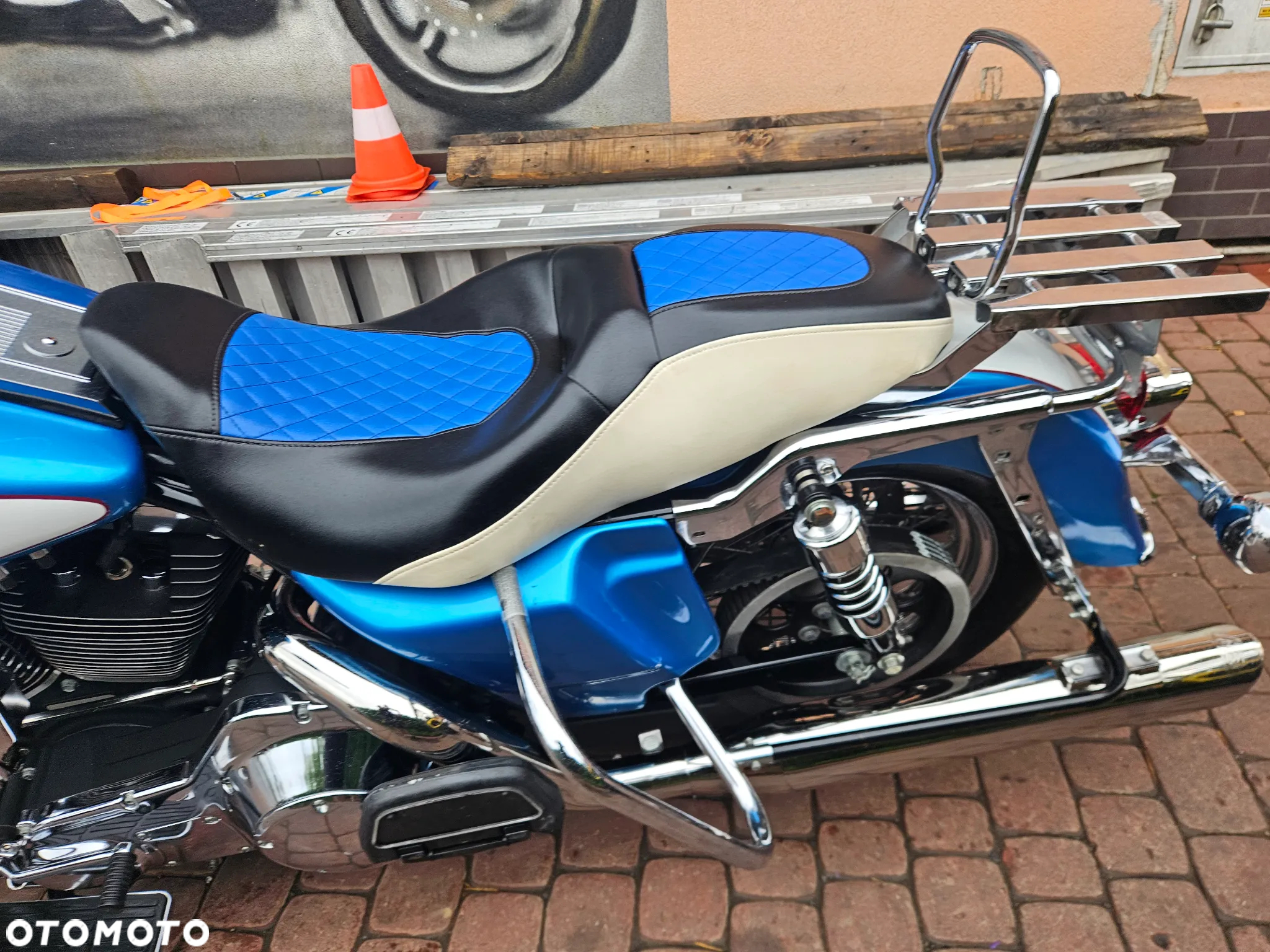 Harley-Davidson Touring Road King - 17