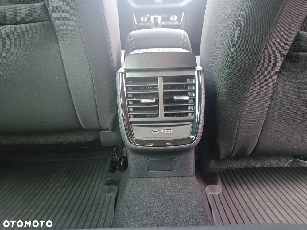 Skoda Kamiq 1.0 TSI Selection DSG - 19