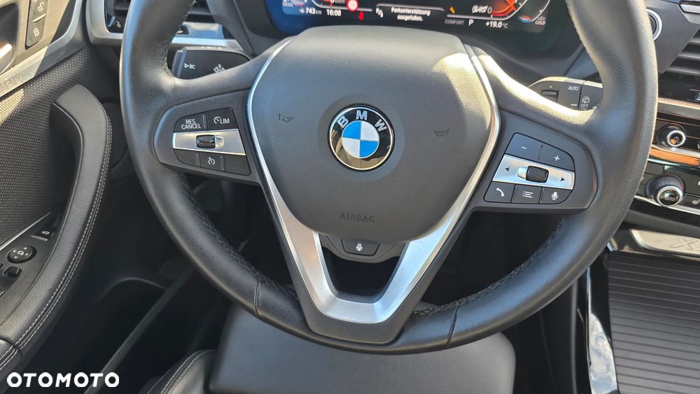 BMW X3 xDrive20d xLine - 18