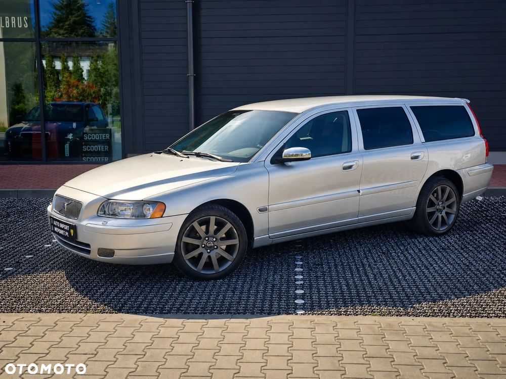 Volvo V70 2.5T AWD Edition Sport - 1