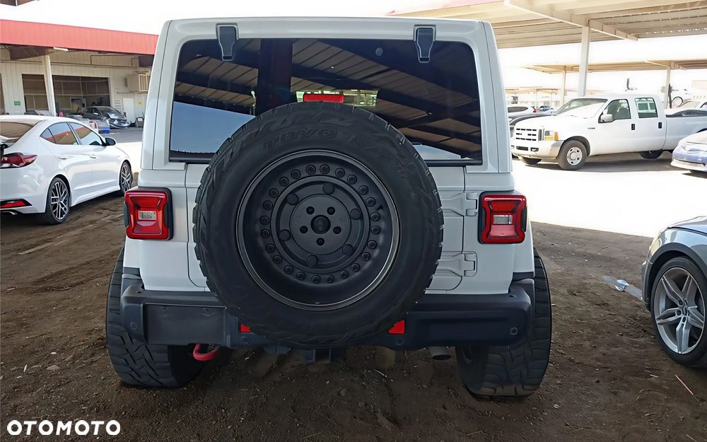 Jeep Wrangler - 7