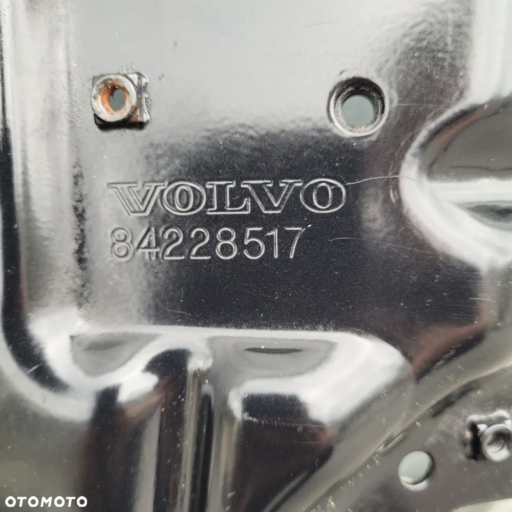 MOCOWANIE WSPORNIK VOLVO FMX FM 84228517 - 2