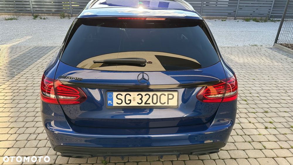 Mercedes-Benz Klasa C 220 d T 9G-TRONIC Night Edition - 6