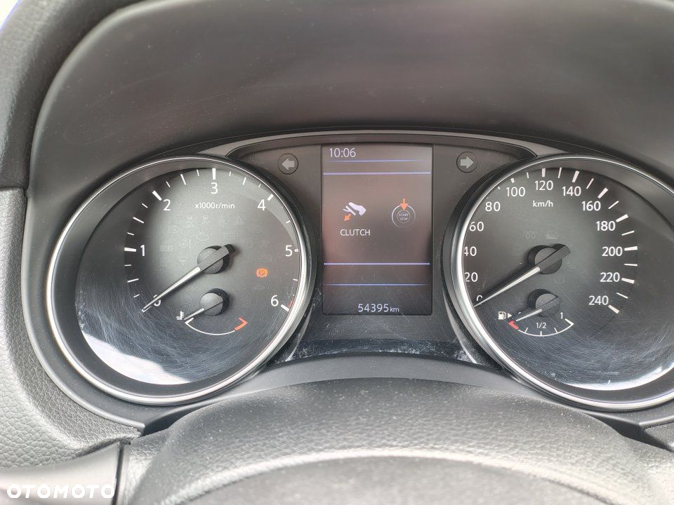 Nissan Qashqai - 12