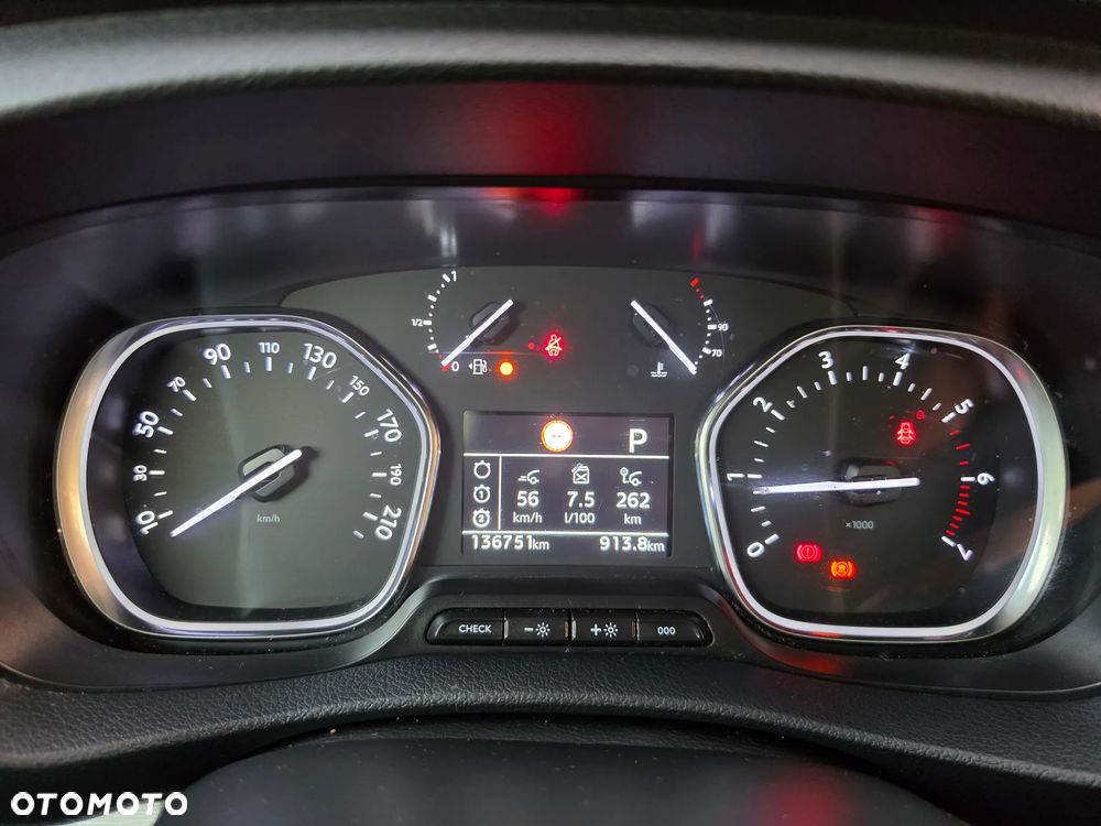 Peugeot Traveller L2 2.0 EAT8 Business VIP - 19