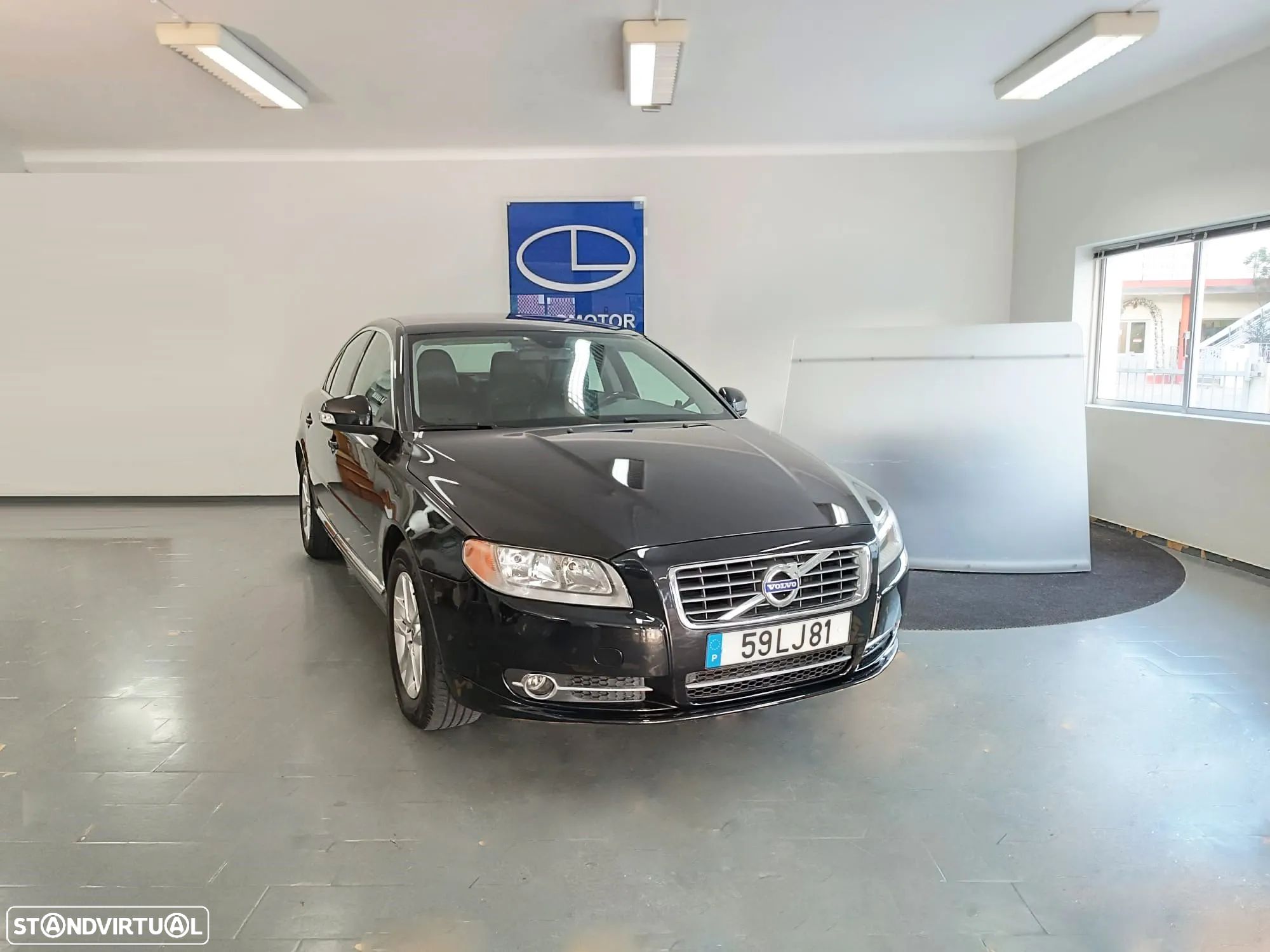 Volvo S80 2.0 D3 Momentum - 1