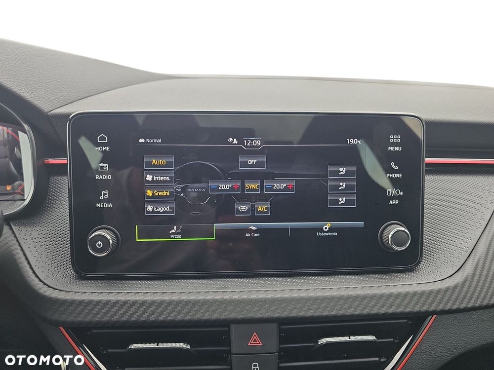 Skoda Kamiq 1.5 TSI Monte Carlo DSG - 32