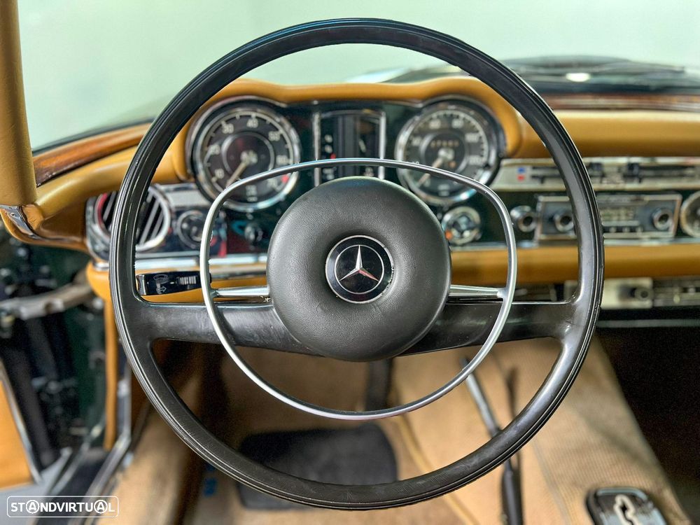 Mercedes-Benz SL 280 - 20