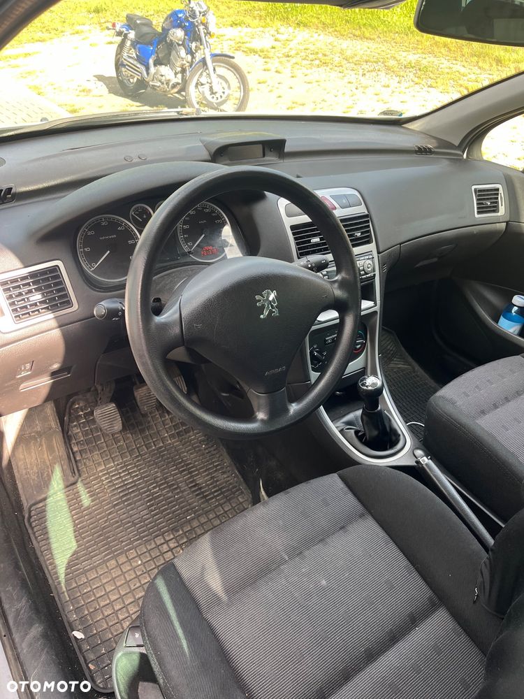 Peugeot 307 1.6 HDi - 10