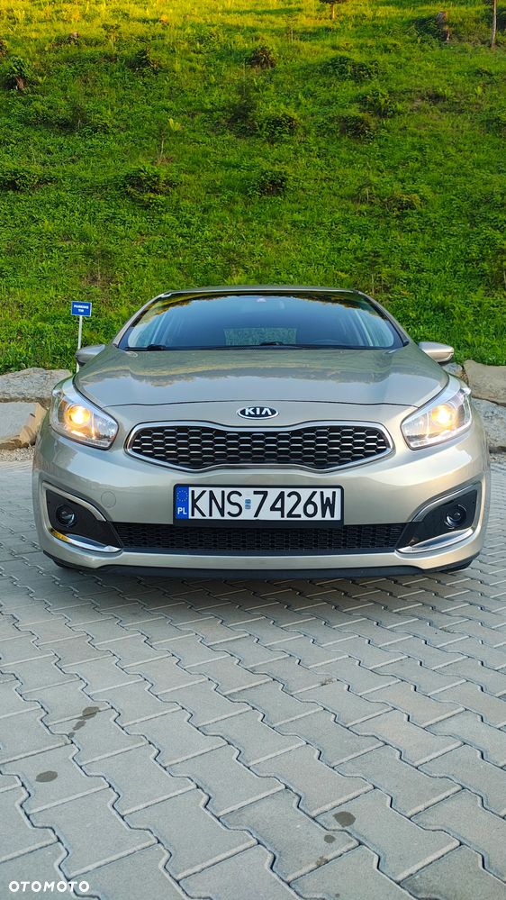 Kia Ceed 1.4 Vision - 38