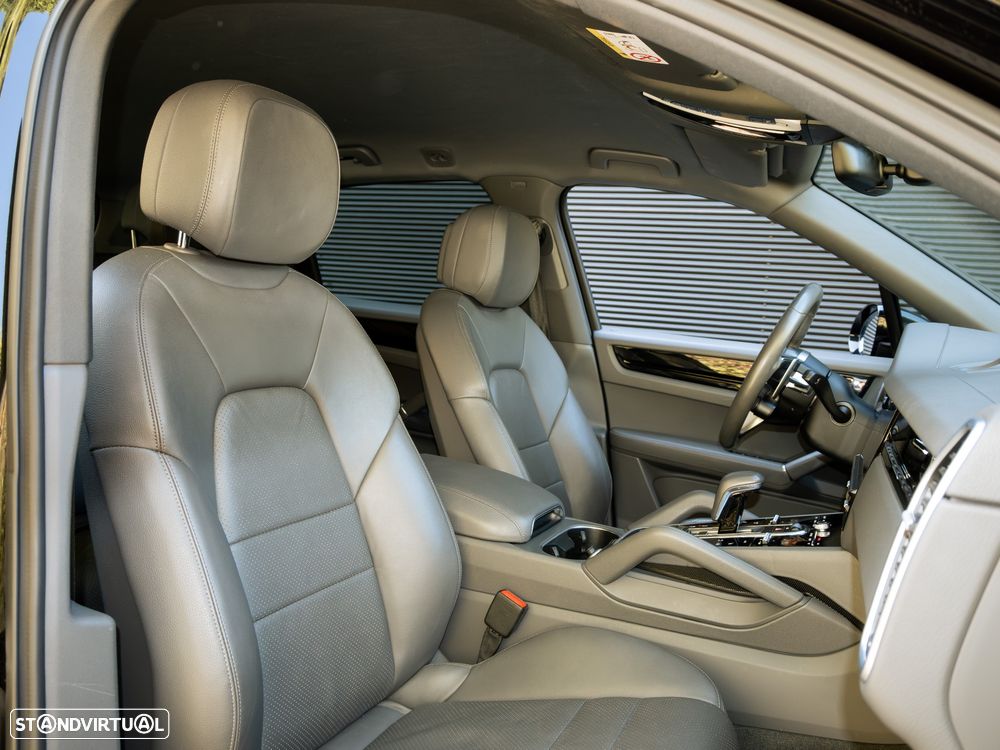 Porsche Cayenne E-Hybrid Tiptronic S - 21