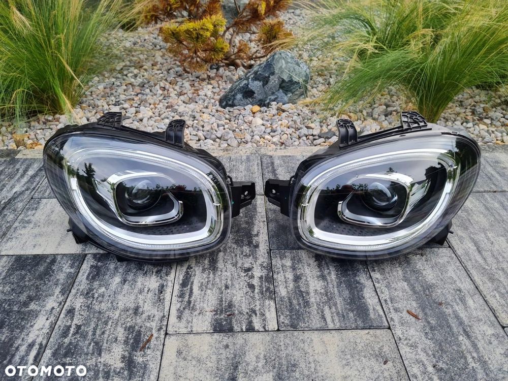 LEAPMOTOR T03 Kompletne Lampy Zwykła H7 Soczewka LED 2LP59G0205 2LP59G0396 - 2