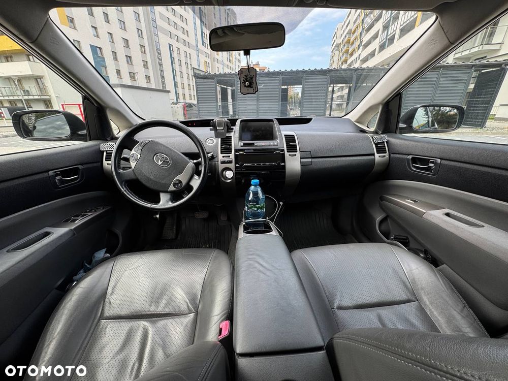 Toyota Prius - 9