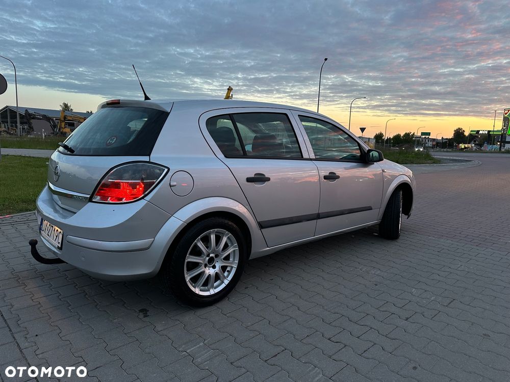 Opel Astra - 4